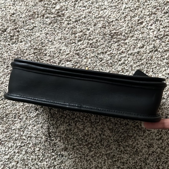 *SOLD* Vintage Coach Black Pocket Purse 9755 Crossbody Bag - Picture 5 of 9